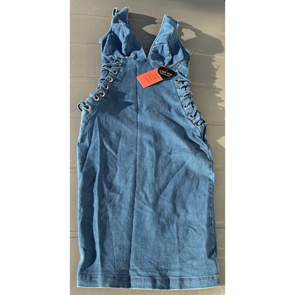 NWT C'est Toi Women's Medium Denim Bodycon Dress Blue Lace Up Grommet Y2K Deep V